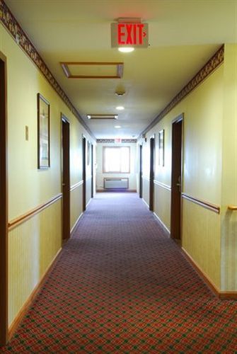 Executive Inn And Suites 沃基根 外观 照片